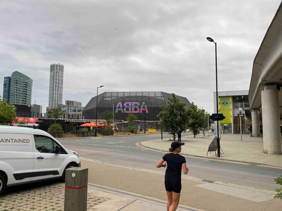 Canal-Flat Near Stratford International Station Διαμέρισμα Λονδίνο Εξωτερικό φωτογραφία
